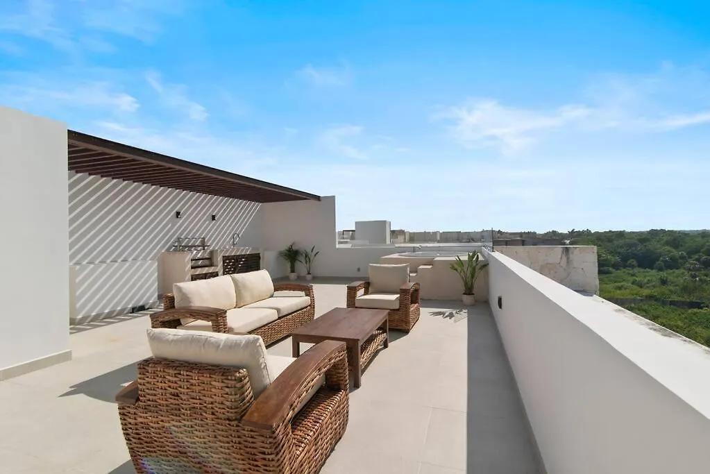 Jungle Joy Prv Jacuzzi Beach Access Rooftop Pools W Sea Views + Beach Club 艾库玛尔